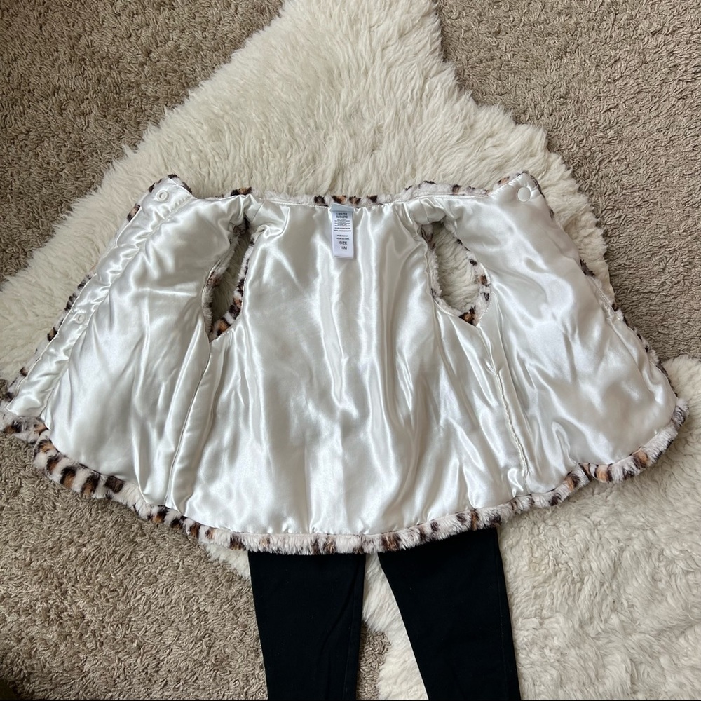Little Me Faux Fur Leopard Vest 3-pc Outfit | 18 mo | Baby Girls - Picture 6 of 13
